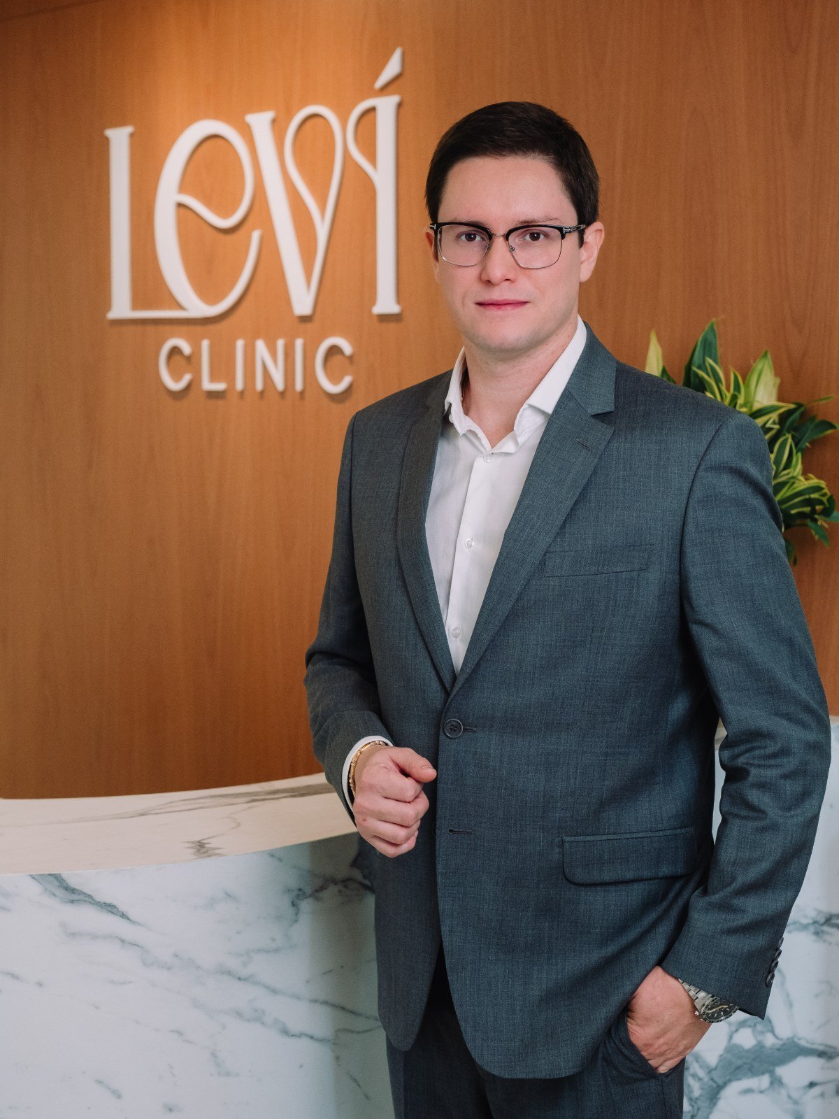 Dr. Vinícius Coelho